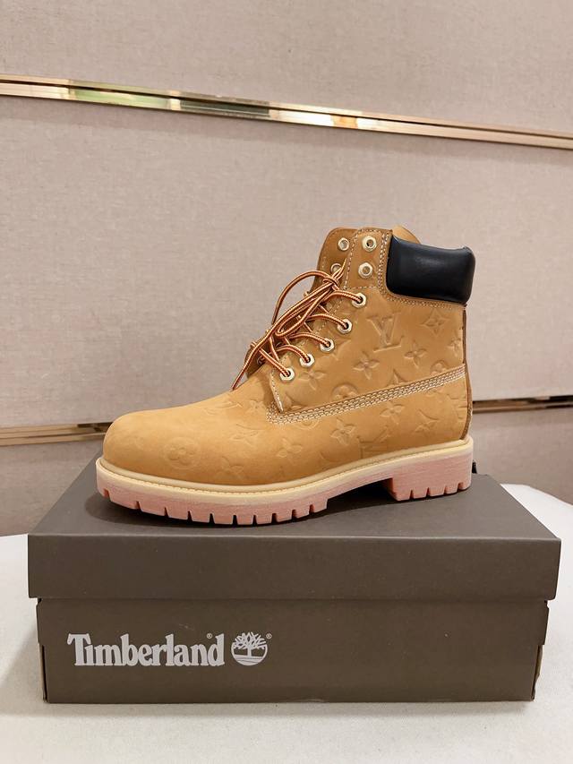 工厂价: 情侣款女35-40 男38-45码 Timberland 天布伦 冬季新款，鞋面进口牛皮搭配高档真皮内里，原版大底。官网1:1原版开模可随意出入专柜，